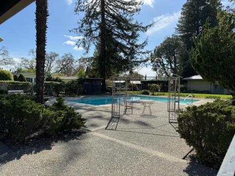 192 Mosshill Court Santa Rosa CA 95409