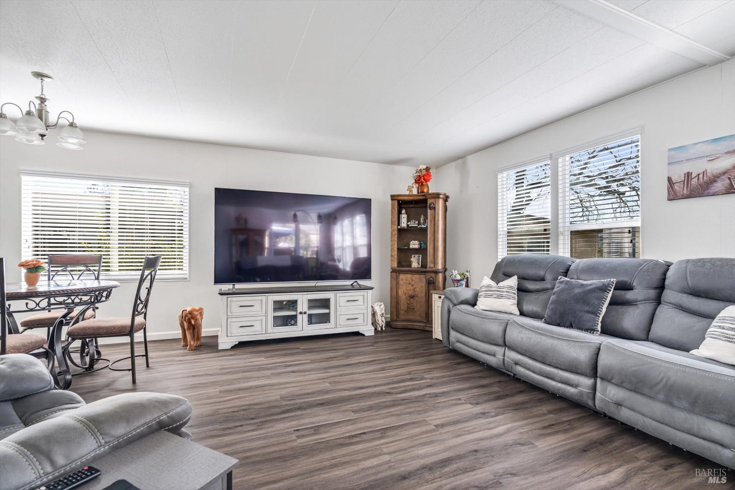 192 Mosshill Court Santa Rosa CA 95409