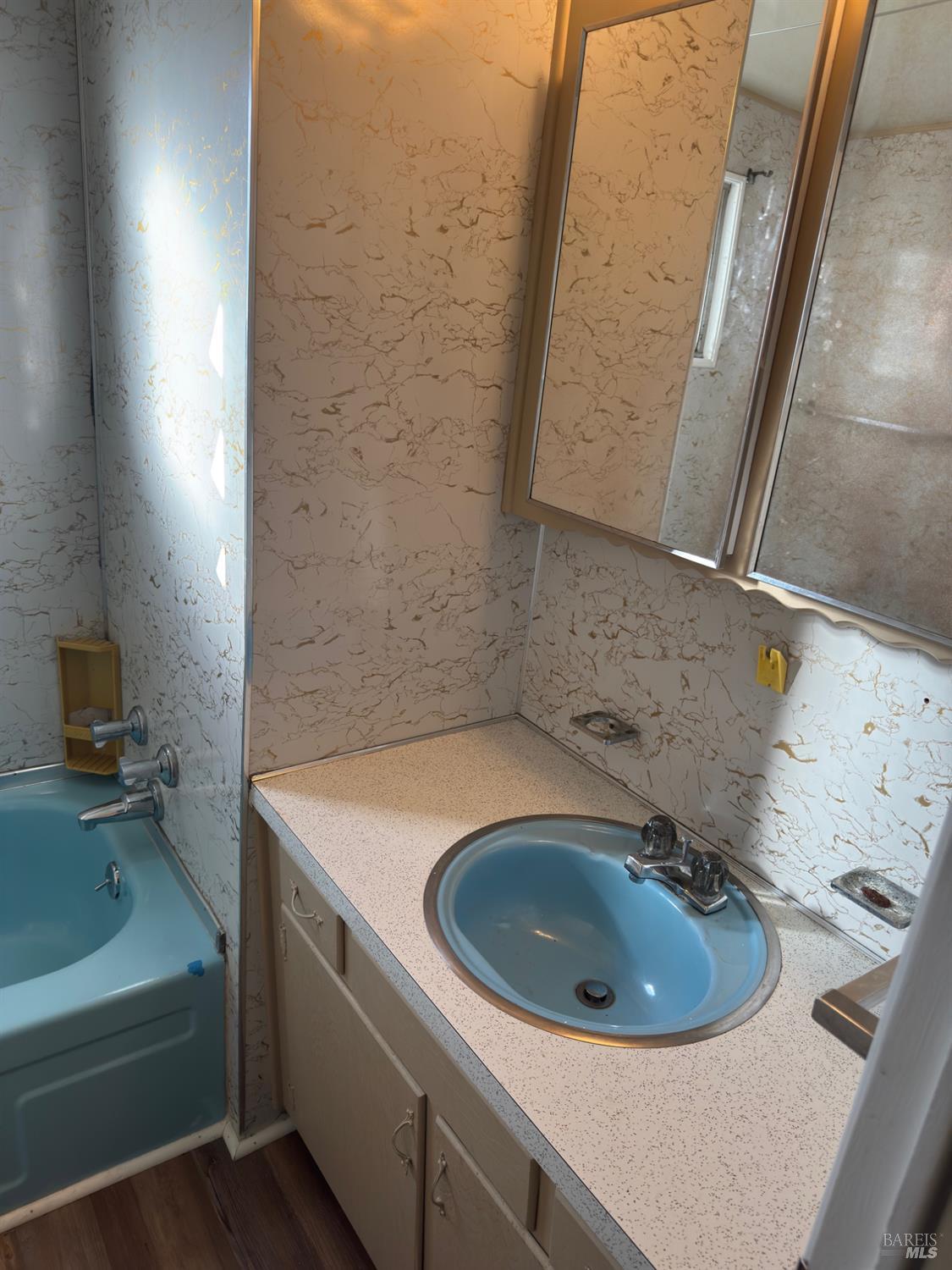 76 Heliotrope Street Vallejo CA 94589