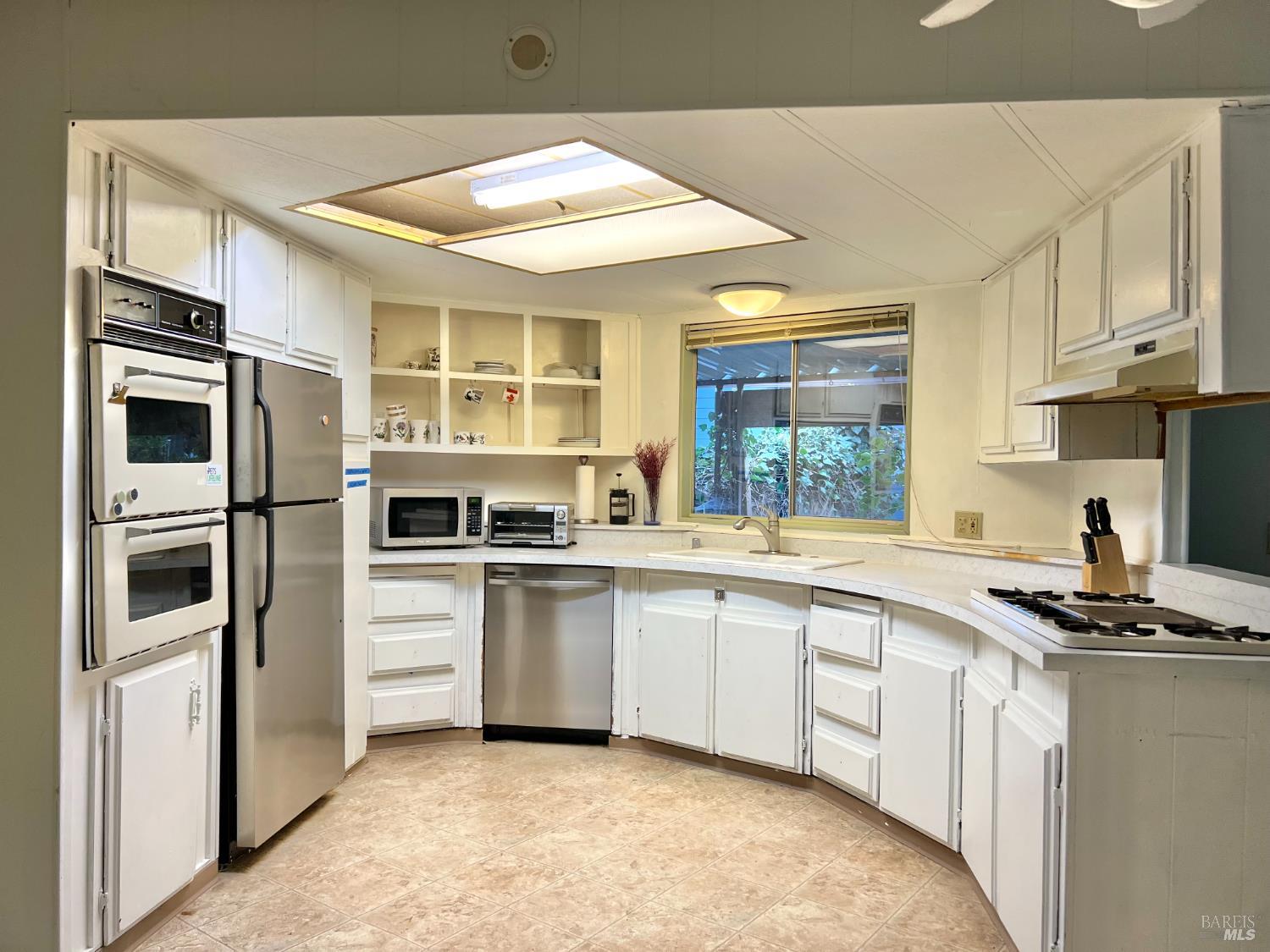 46 International Boulevard Sonoma CA 95476
