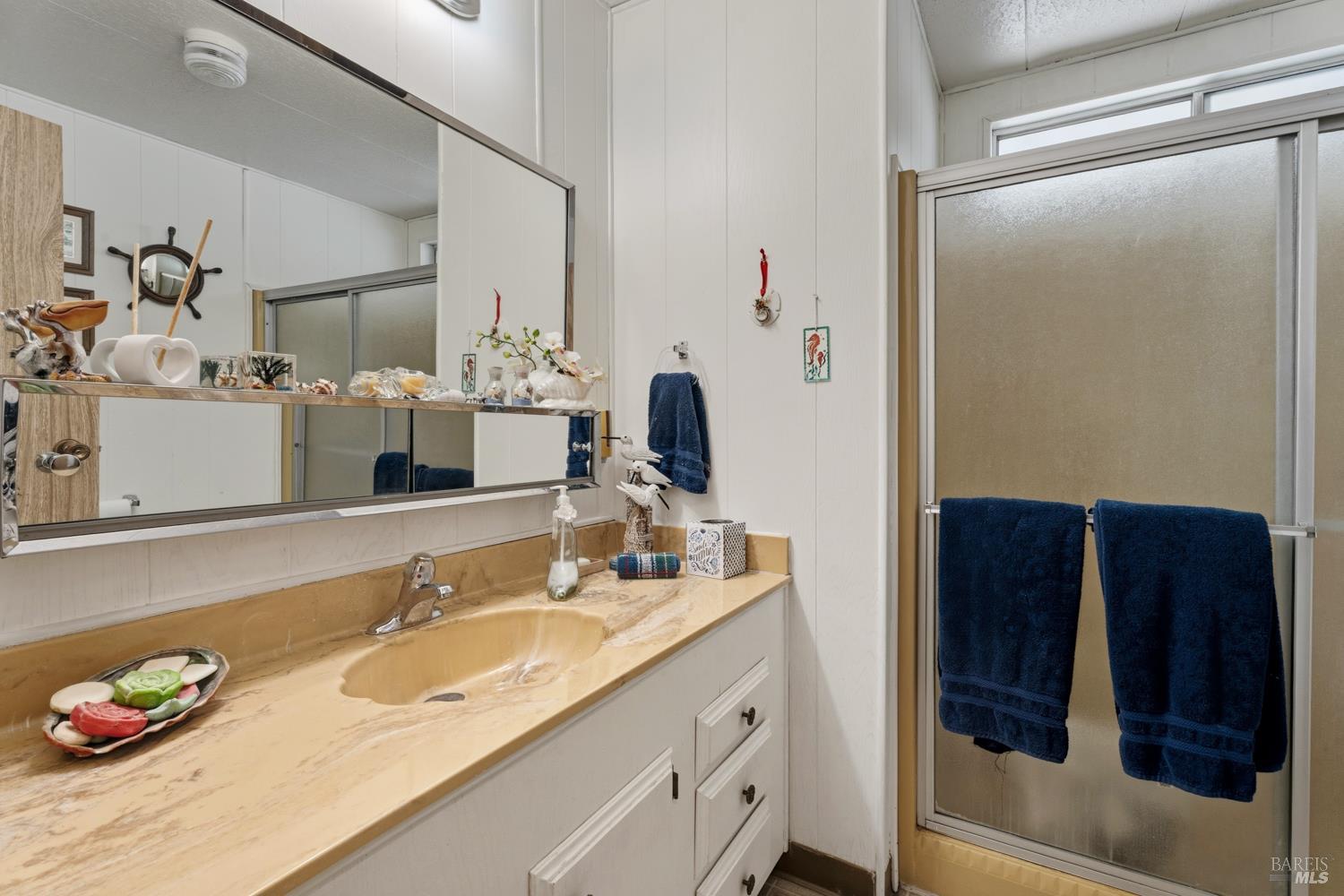 660 Leslie Street Ukiah CA 95482