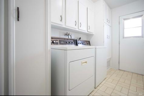 10 Fallen Leaf Drive Novato CA 94949