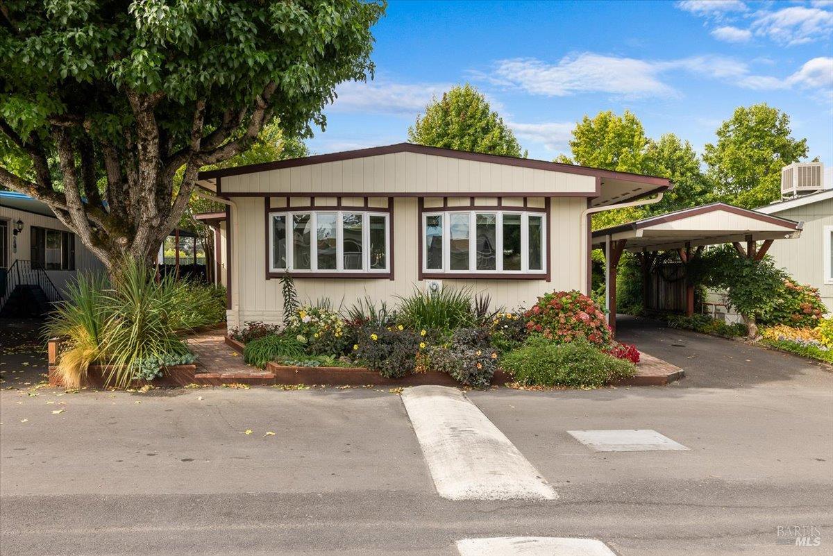 300 Stony Point Road Petaluma CA 94952