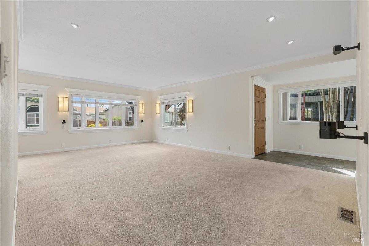 300 Stony Point Road Petaluma CA 94952