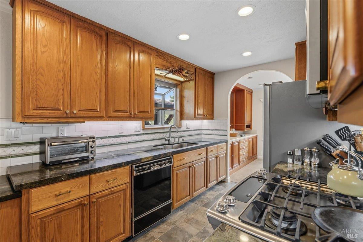 300 Stony Point Road Petaluma CA 94952