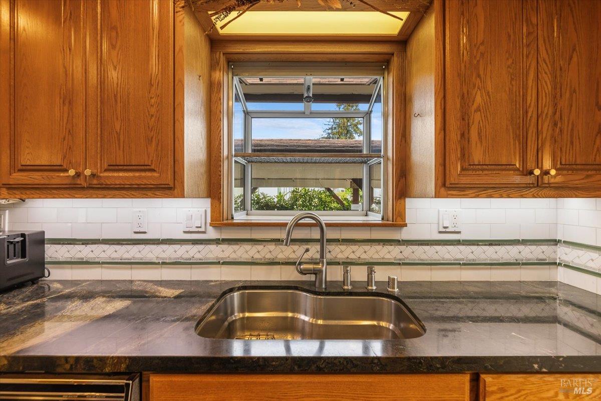 300 Stony Point Road Petaluma CA 94952