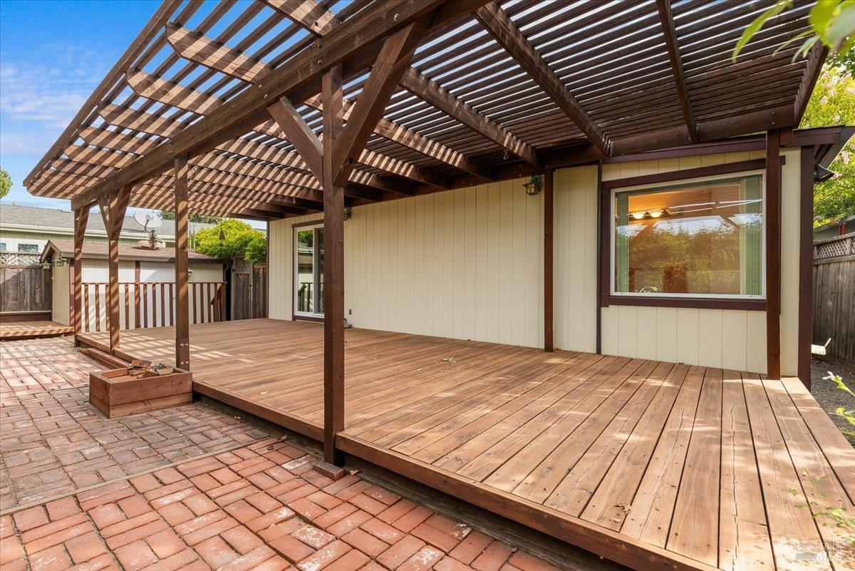 300 Stony Point Road Petaluma CA 94952
