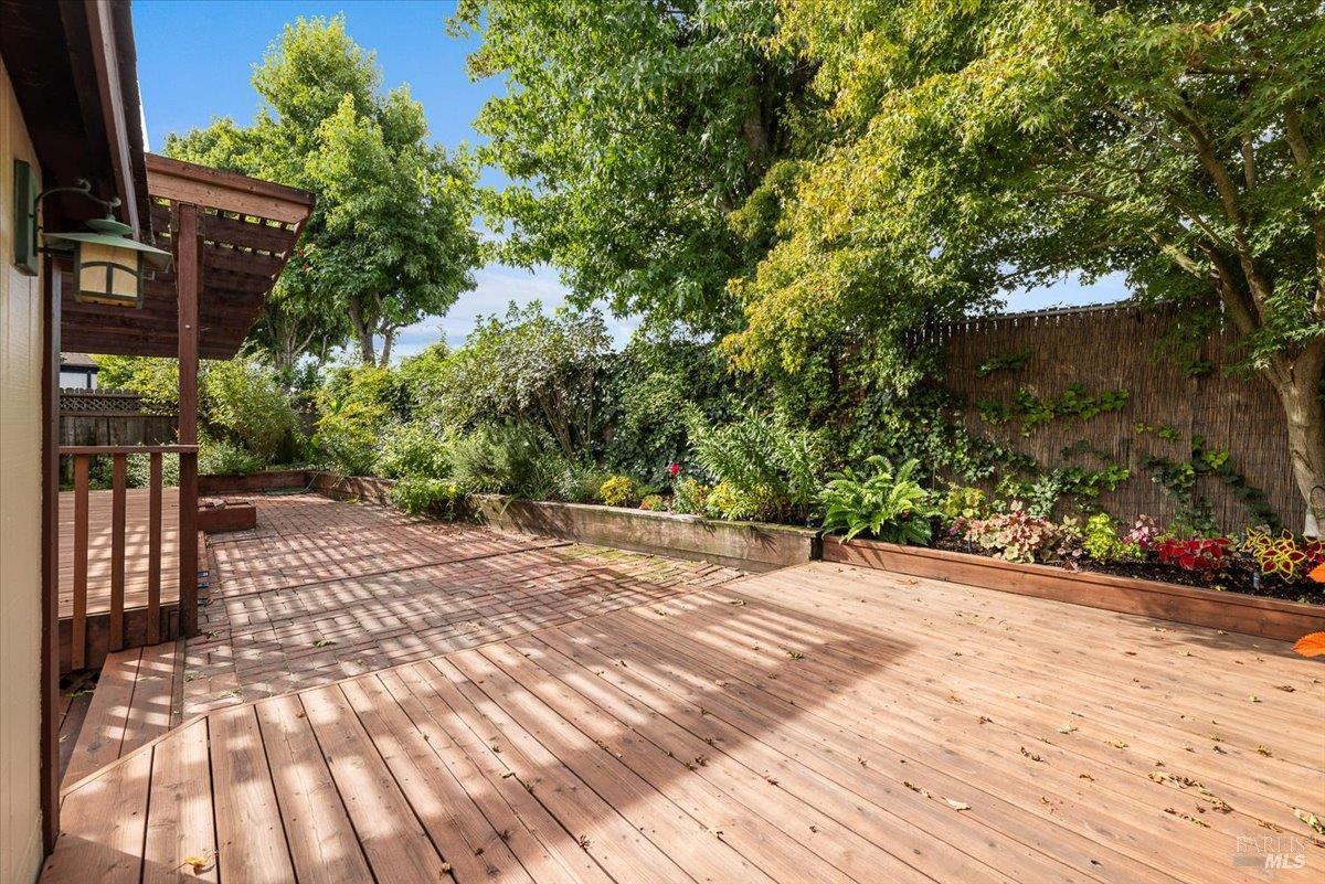 300 Stony Point Road Petaluma CA 94952