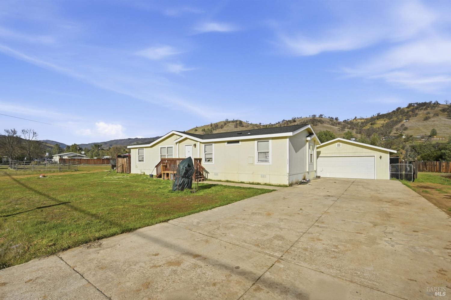 3096 Spring Valley Road Clearlake Oaks CA 95423