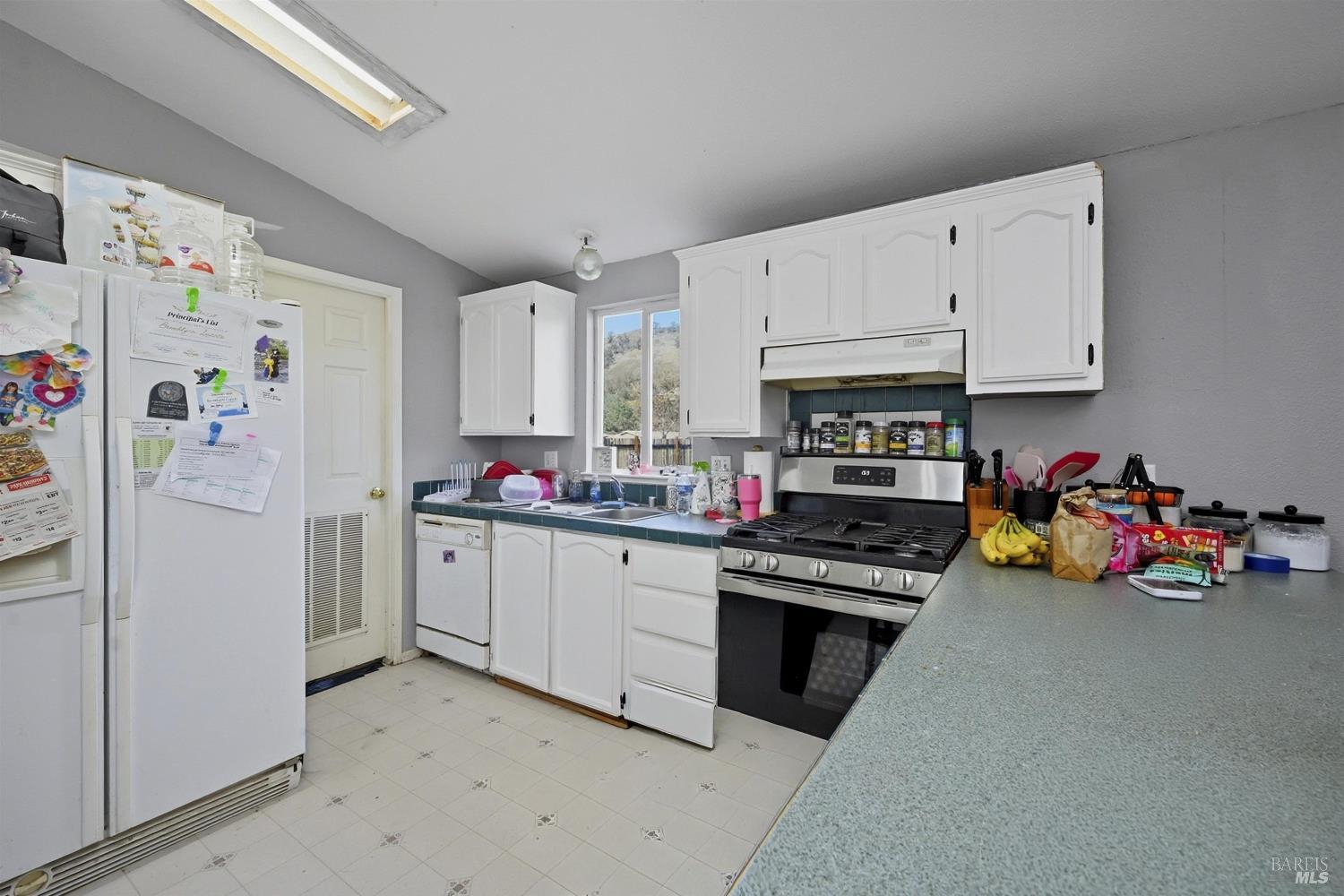 3096 Spring Valley Road Clearlake Oaks CA 95423
