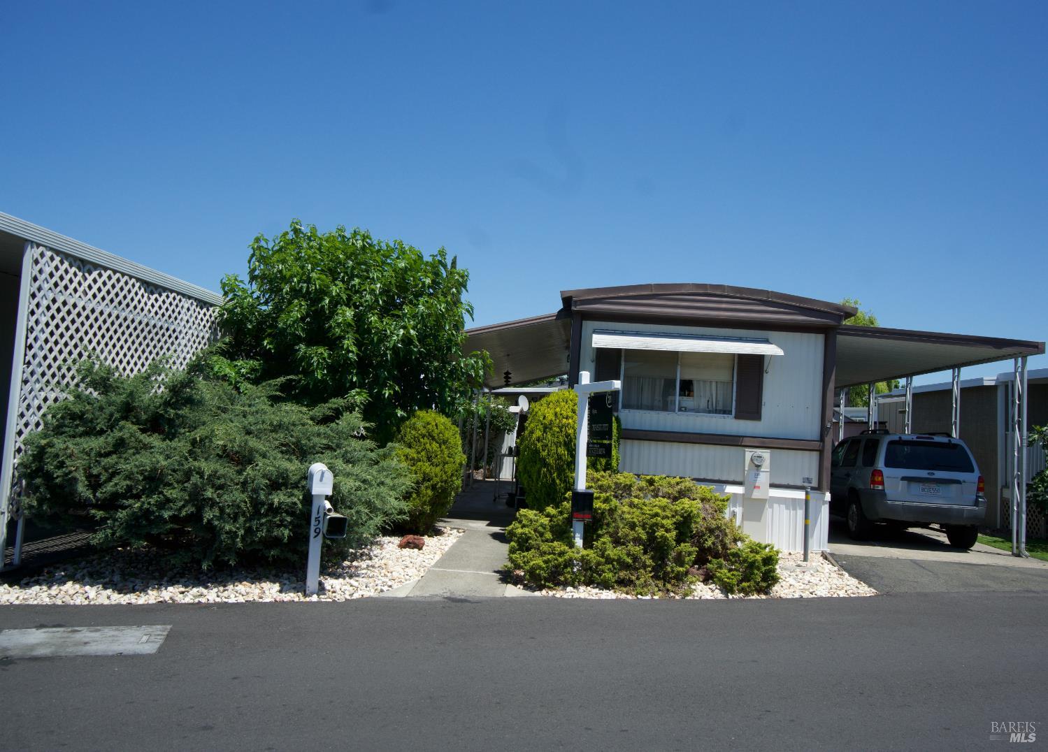159 Apple Lane Santa Rosa CA 95407