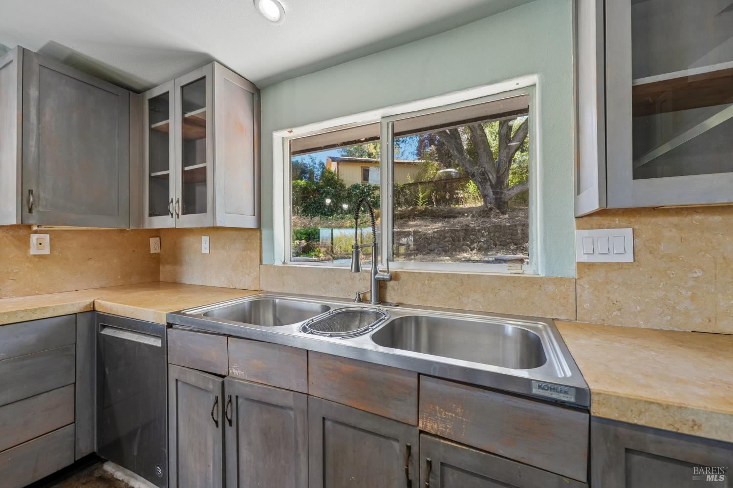 9333 Redtail Hawk Lane Cotati CA 94931