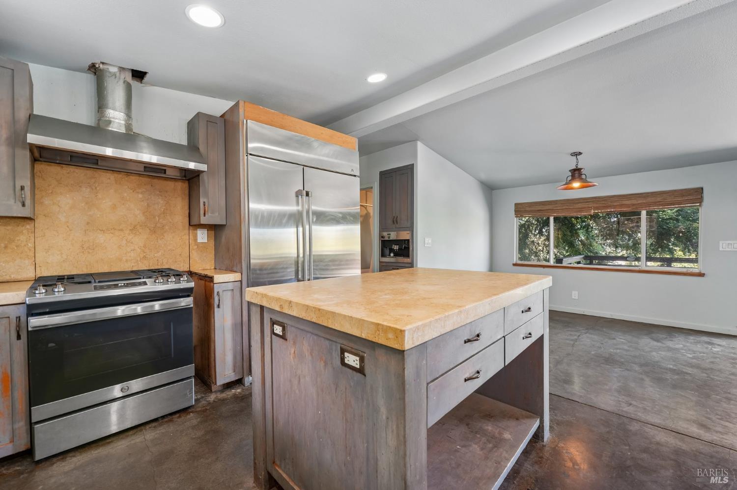 9333 Redtail Hawk Lane Cotati CA 94931
