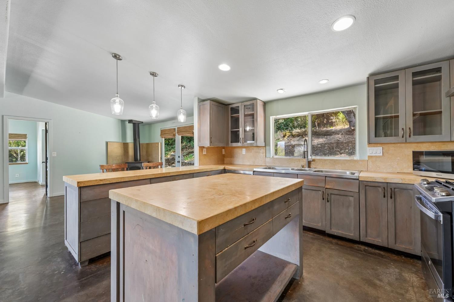 9333 Redtail Hawk Lane Cotati CA 94931
