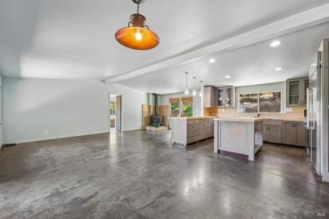 9333 Redtail Hawk Lane Cotati CA 94931