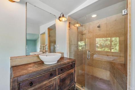 9333 Redtail Hawk Lane Cotati CA 94931