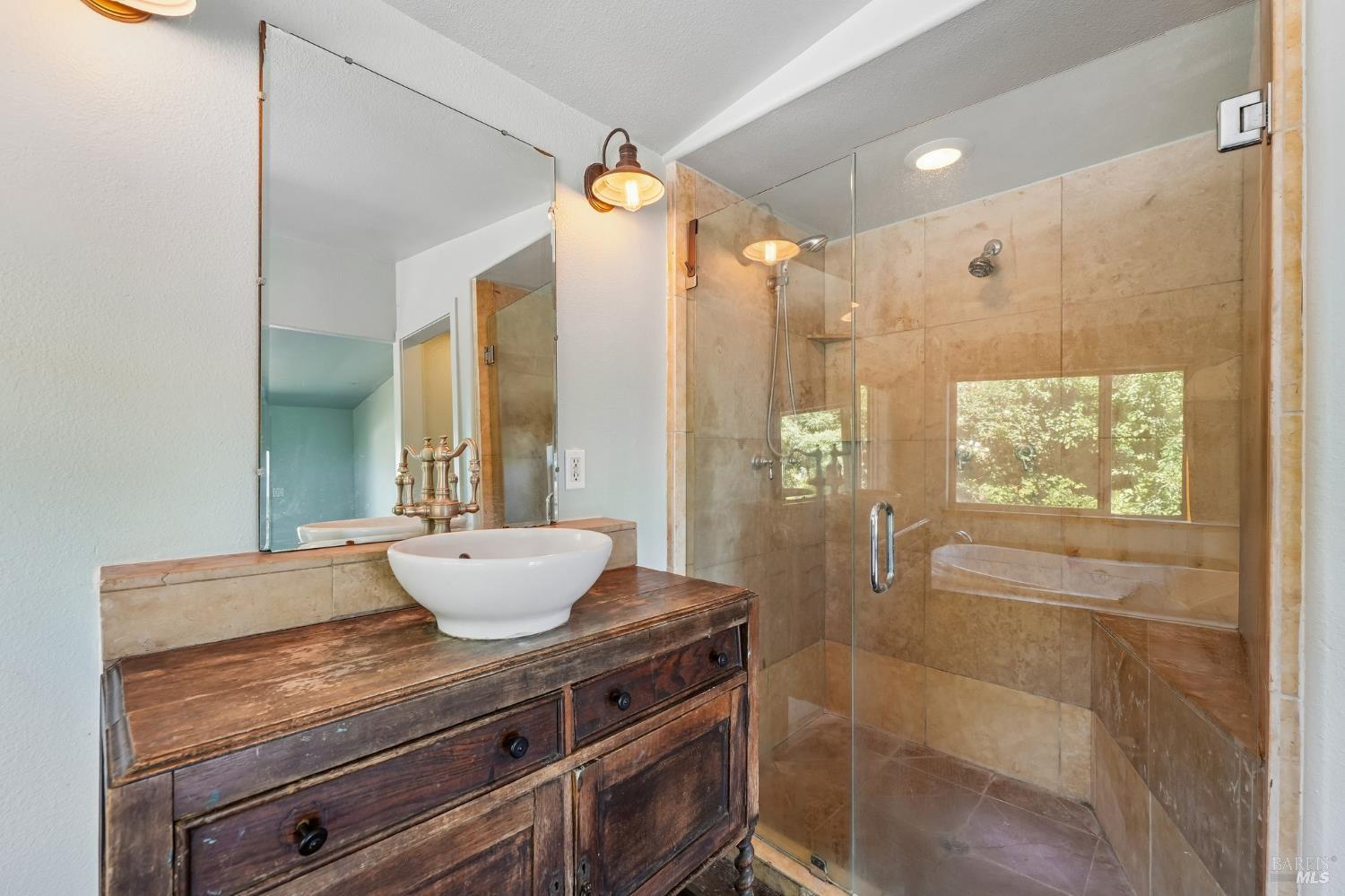 9333 Redtail Hawk Lane Cotati CA 94931