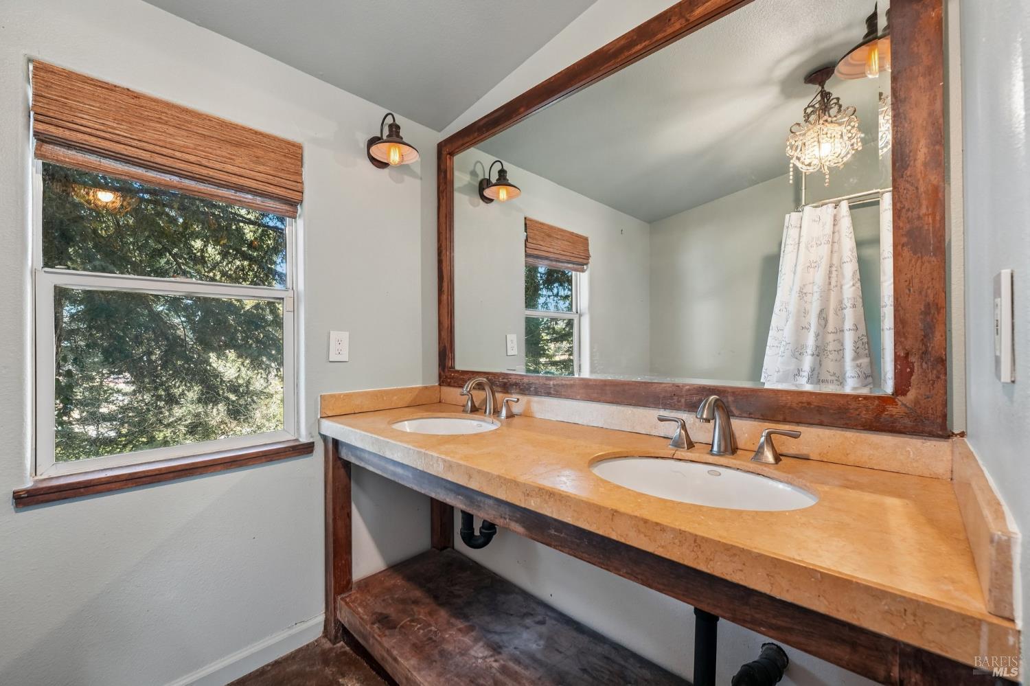 9333 Redtail Hawk Lane Cotati CA 94931