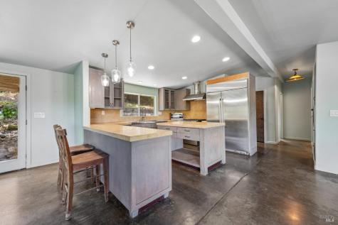 9333 Redtail Hawk Lane Cotati CA 94931
