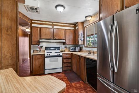 30 Chelsea Circle Cloverdale CA 95425