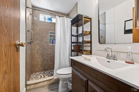 30 Chelsea Circle Cloverdale CA 95425