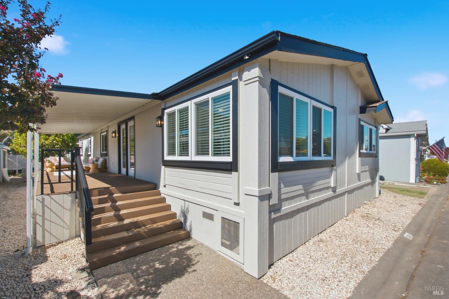 254 Clover Way Napa CA 94558