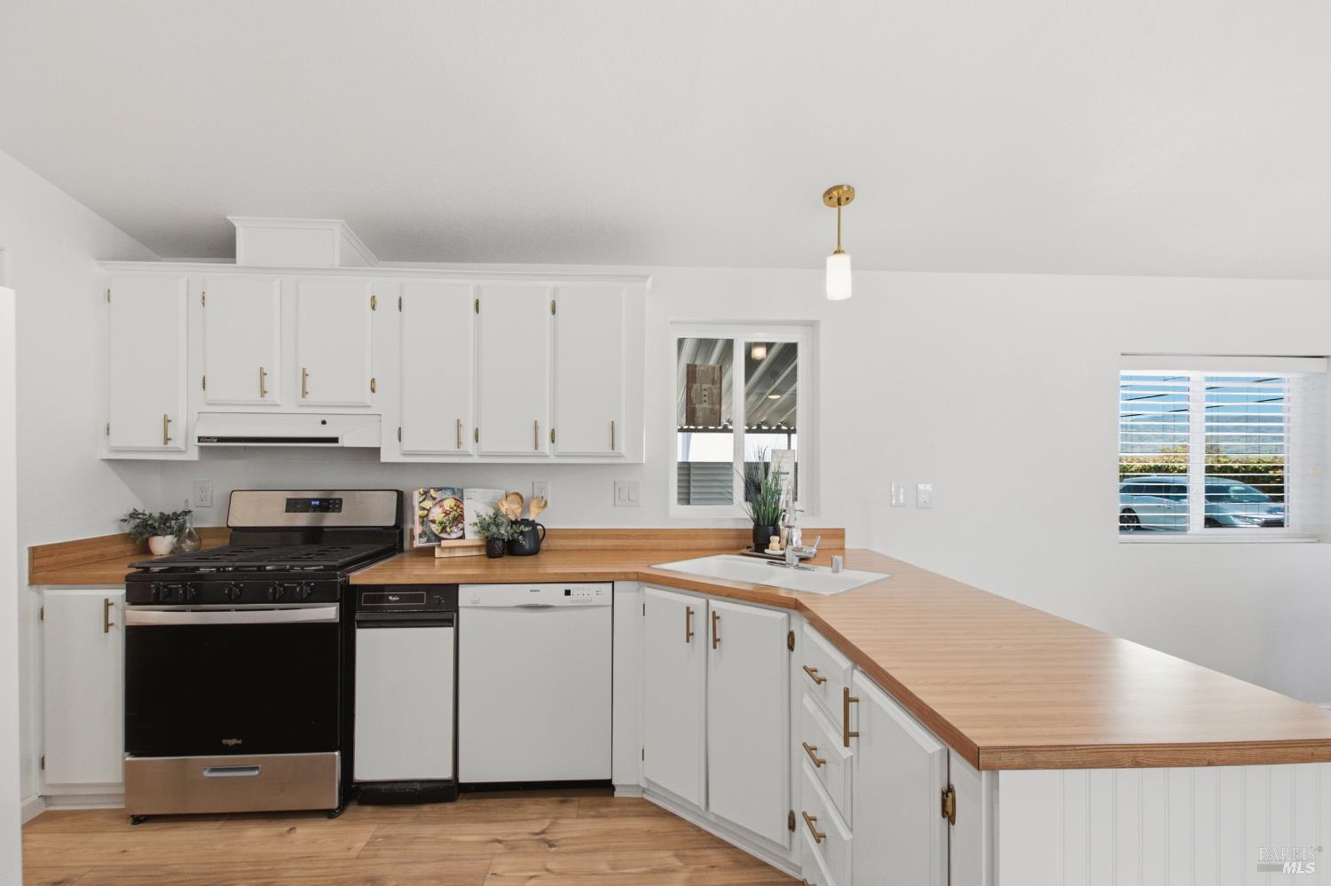 254 Clover Way Napa CA 94558