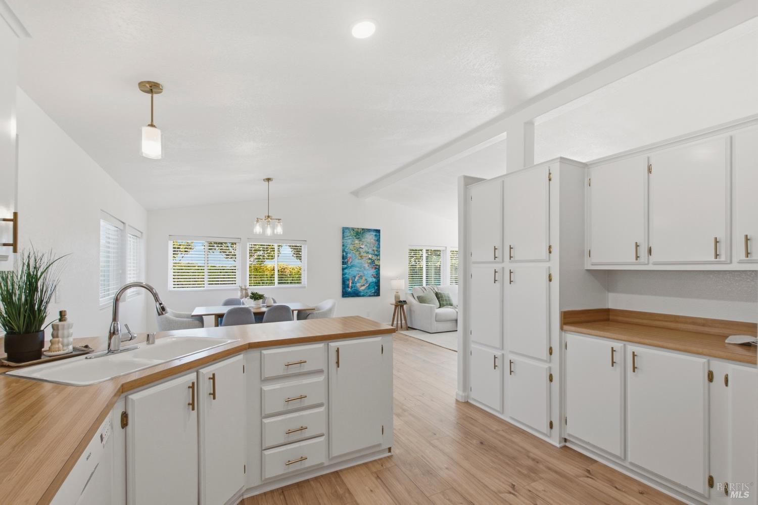 254 Clover Way Napa CA 94558