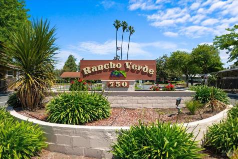 710 Corte Blanco Rohnert Park CA 94928