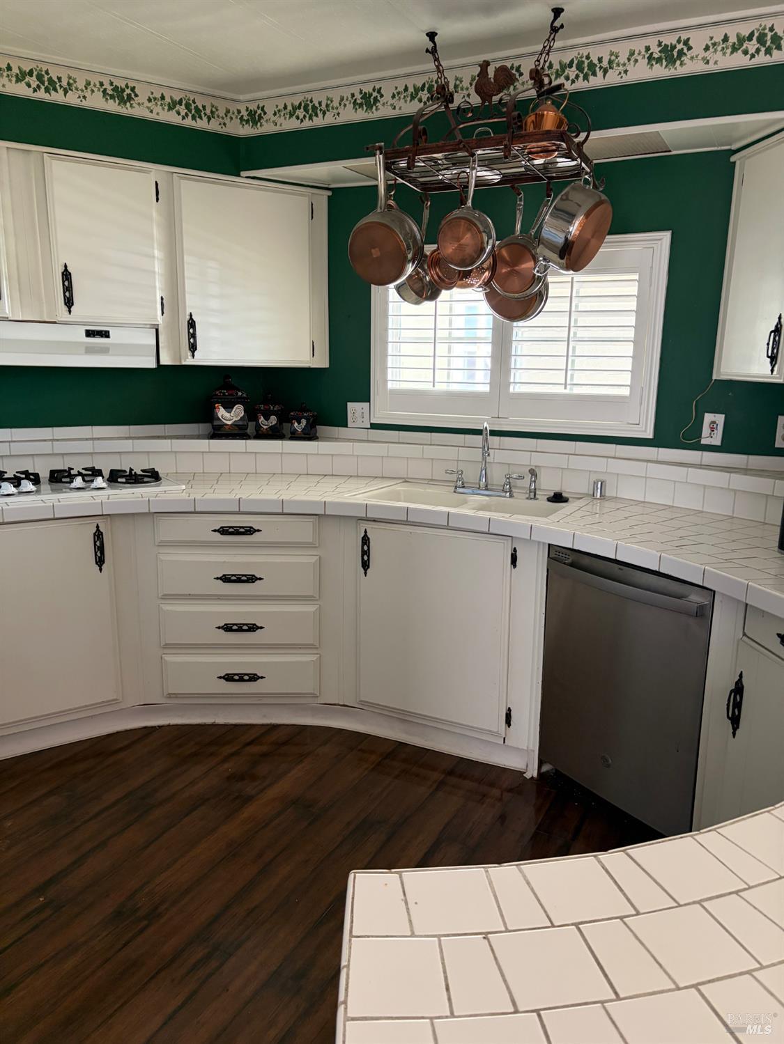 19 Hacienda Drive Napa CA 94558