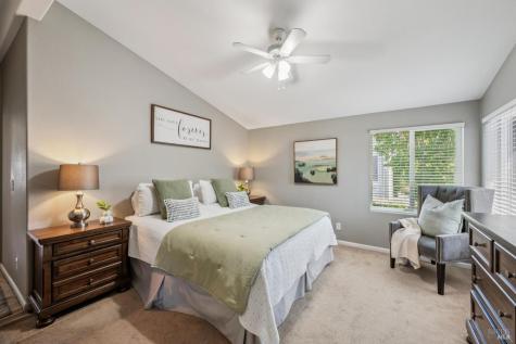 505 Maplewood Court Petaluma CA 94954