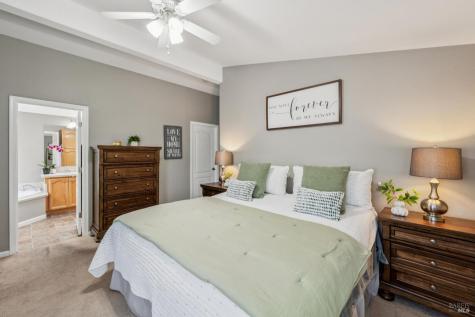 505 Maplewood Court Petaluma CA 94954