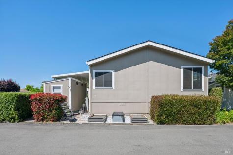 505 Maplewood Court Petaluma CA 94954