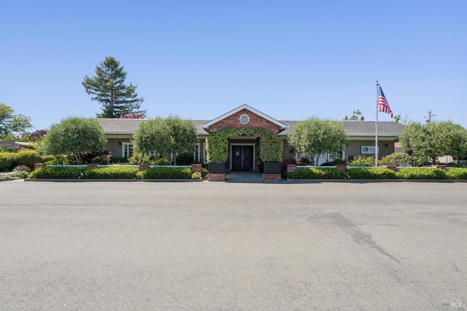 505 Maplewood Drive Petaluma CA 94954