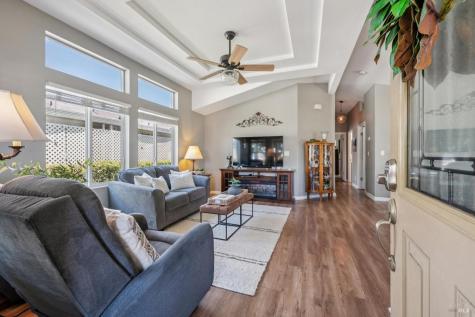 505 Maplewood Court Petaluma CA 94954