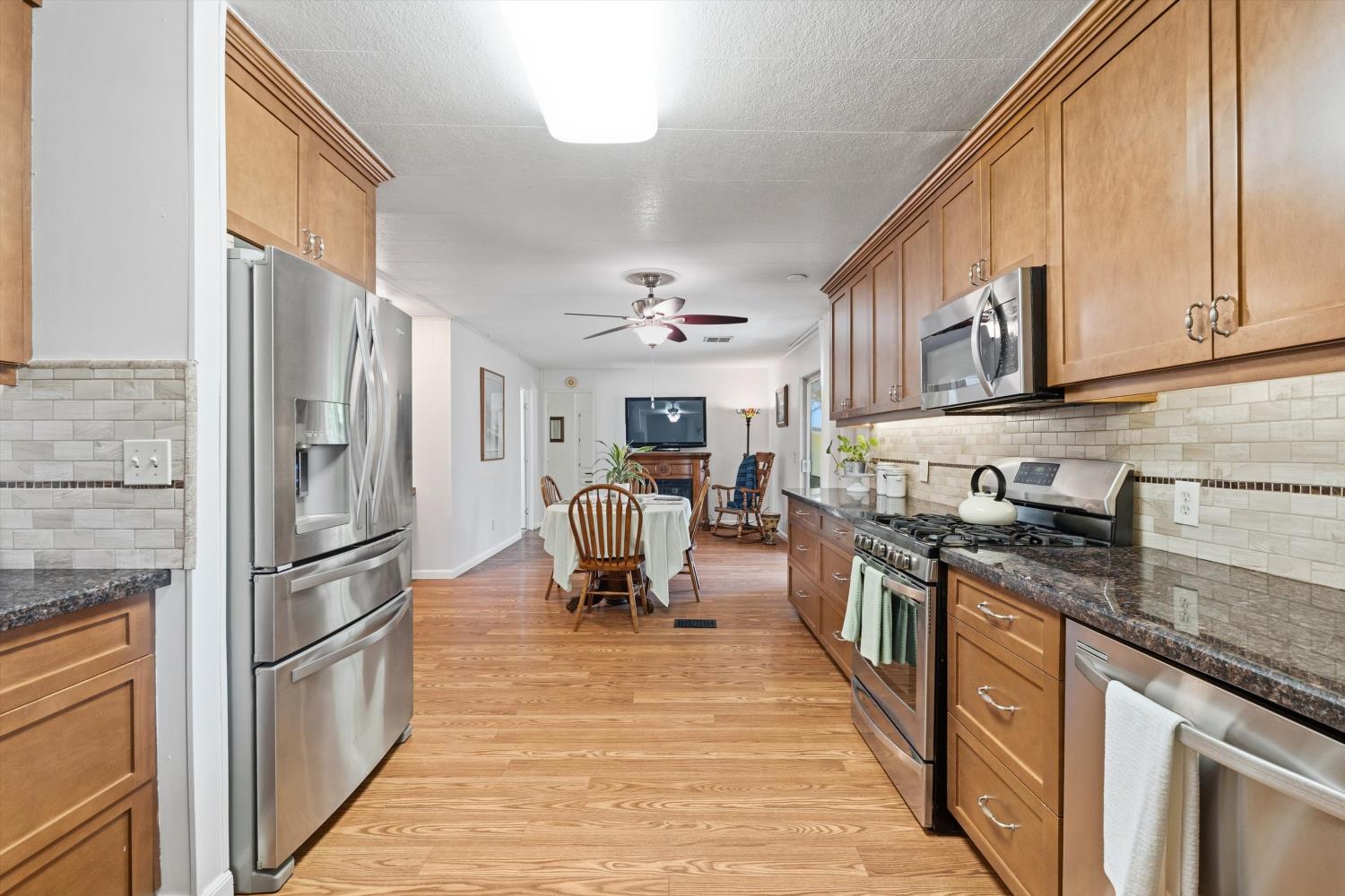 96 Tanya Way Roseville CA 95661