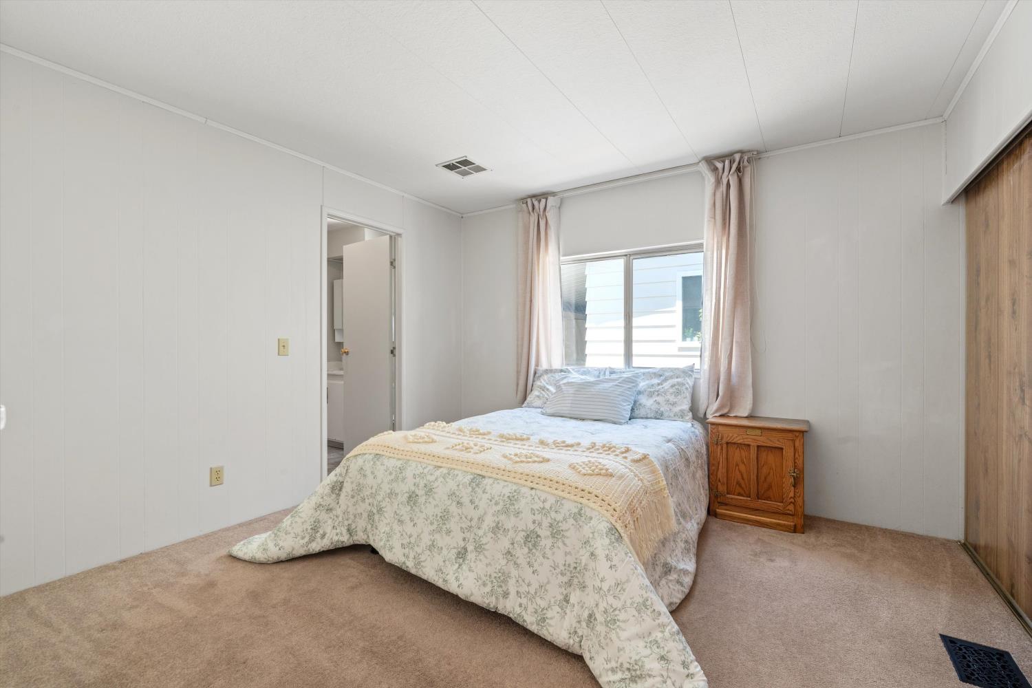 96 Tanya Way Roseville CA 95661