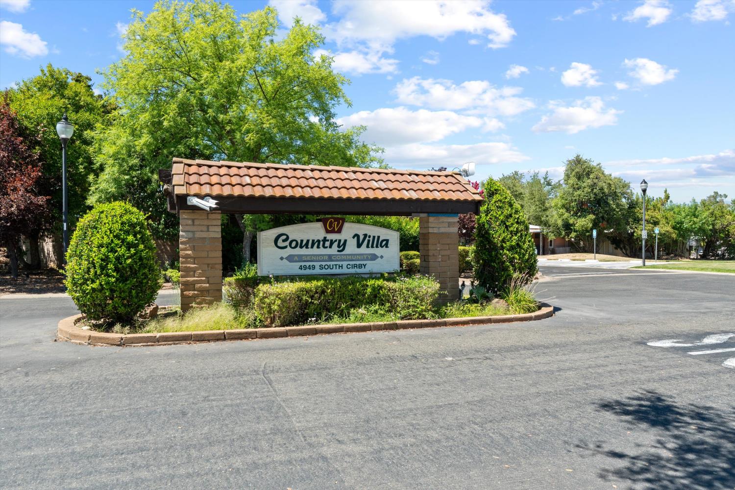 96 Tanya Way Roseville CA 95661