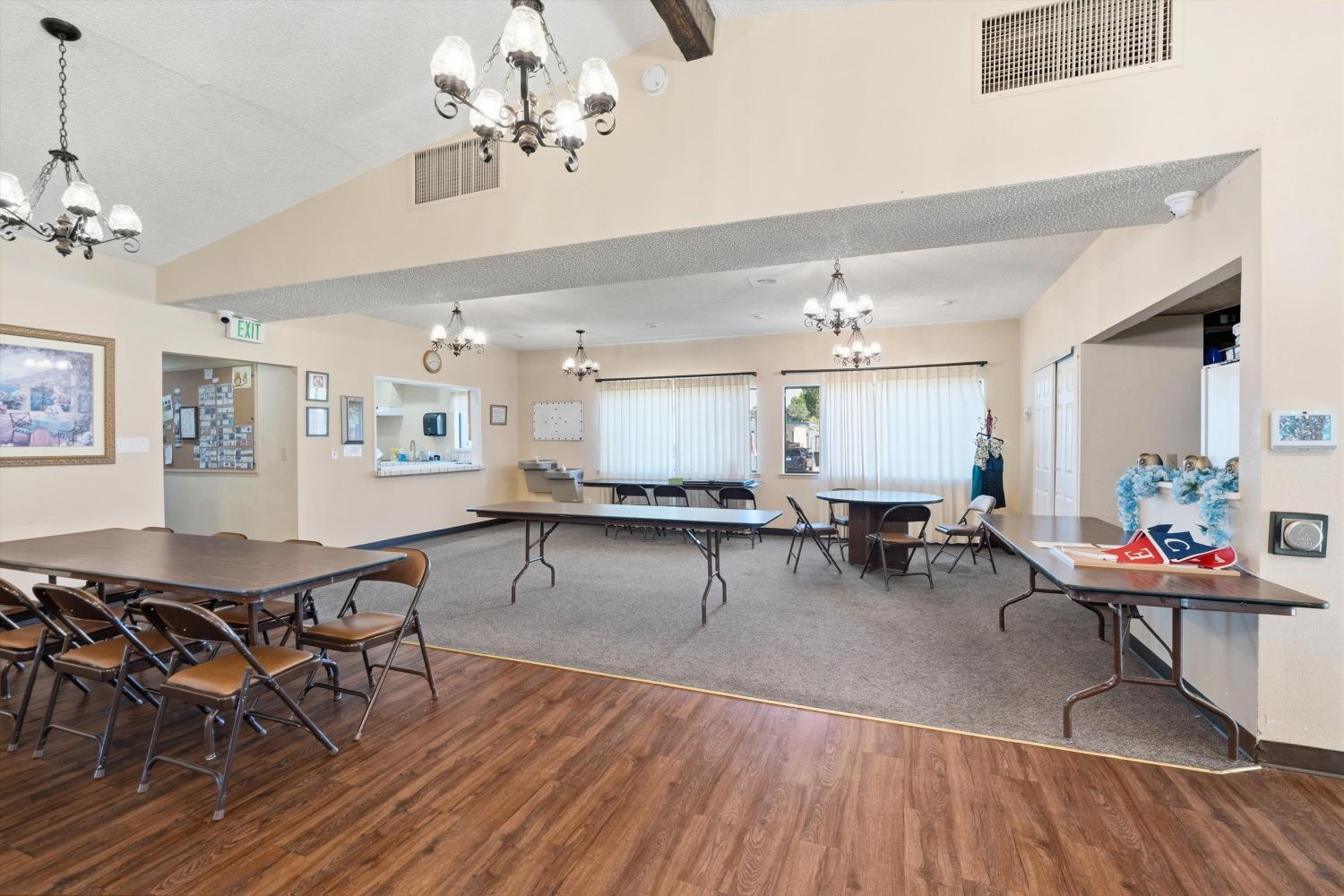 96 Tanya Way Roseville CA 95661