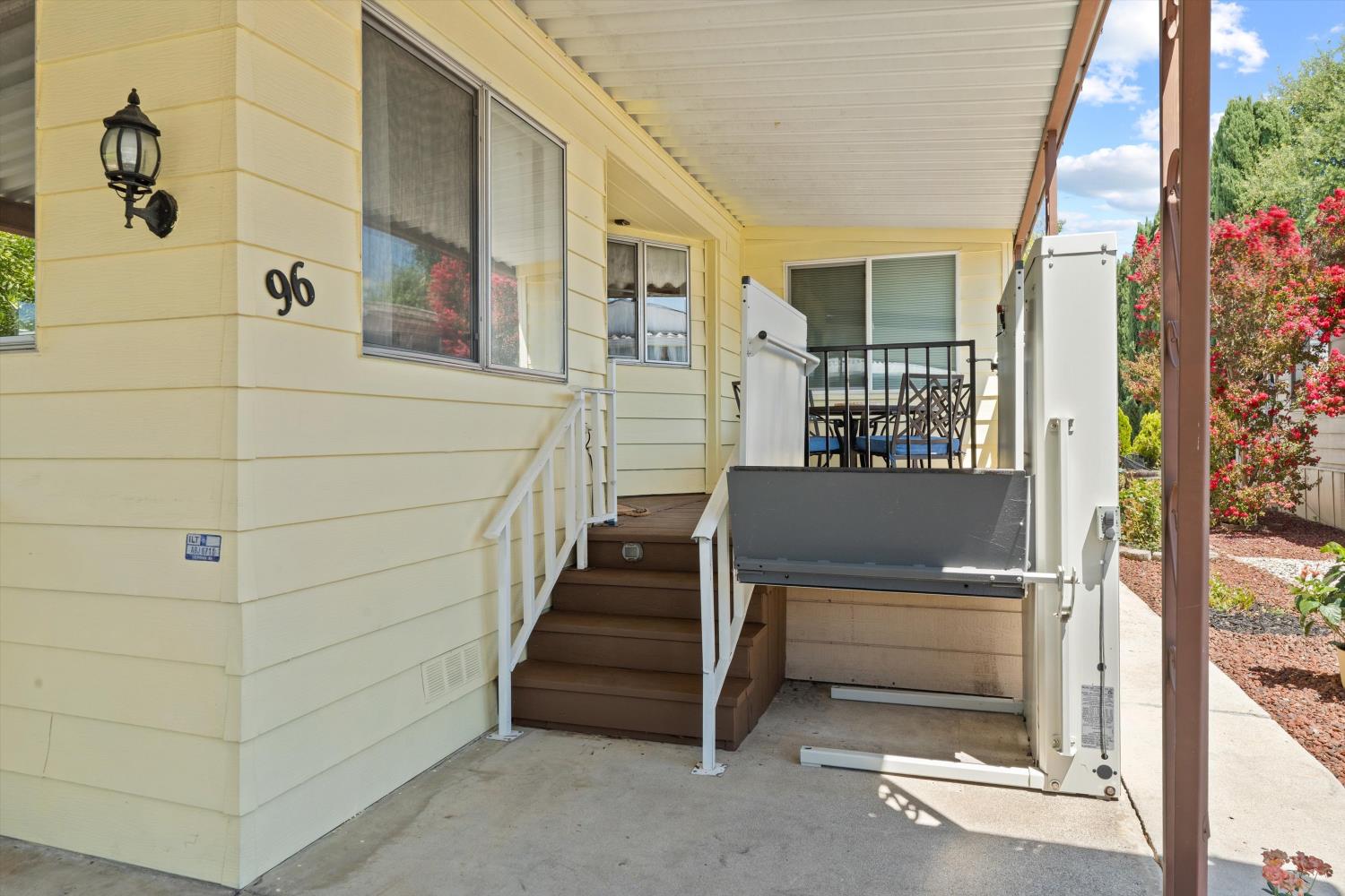 96 Tanya Way Roseville CA 95661