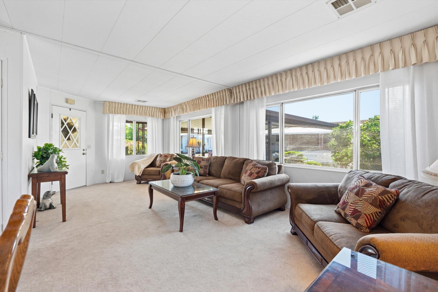 96 Tanya Way Roseville CA 95661