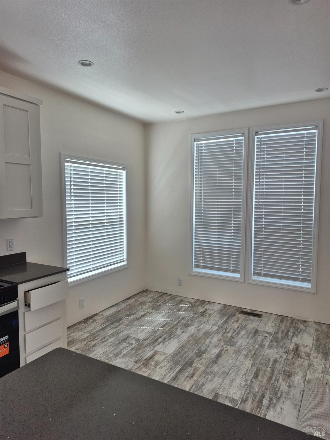 14 Oakwood Drive Petaluma CA 94954