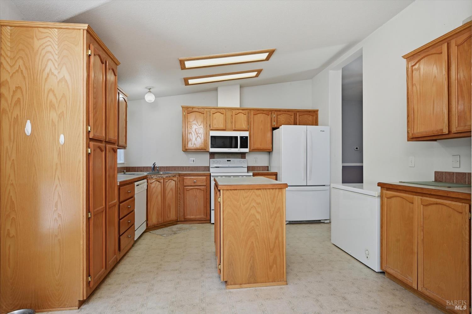 13500 Eastlake Drive Clearlake CA 95422