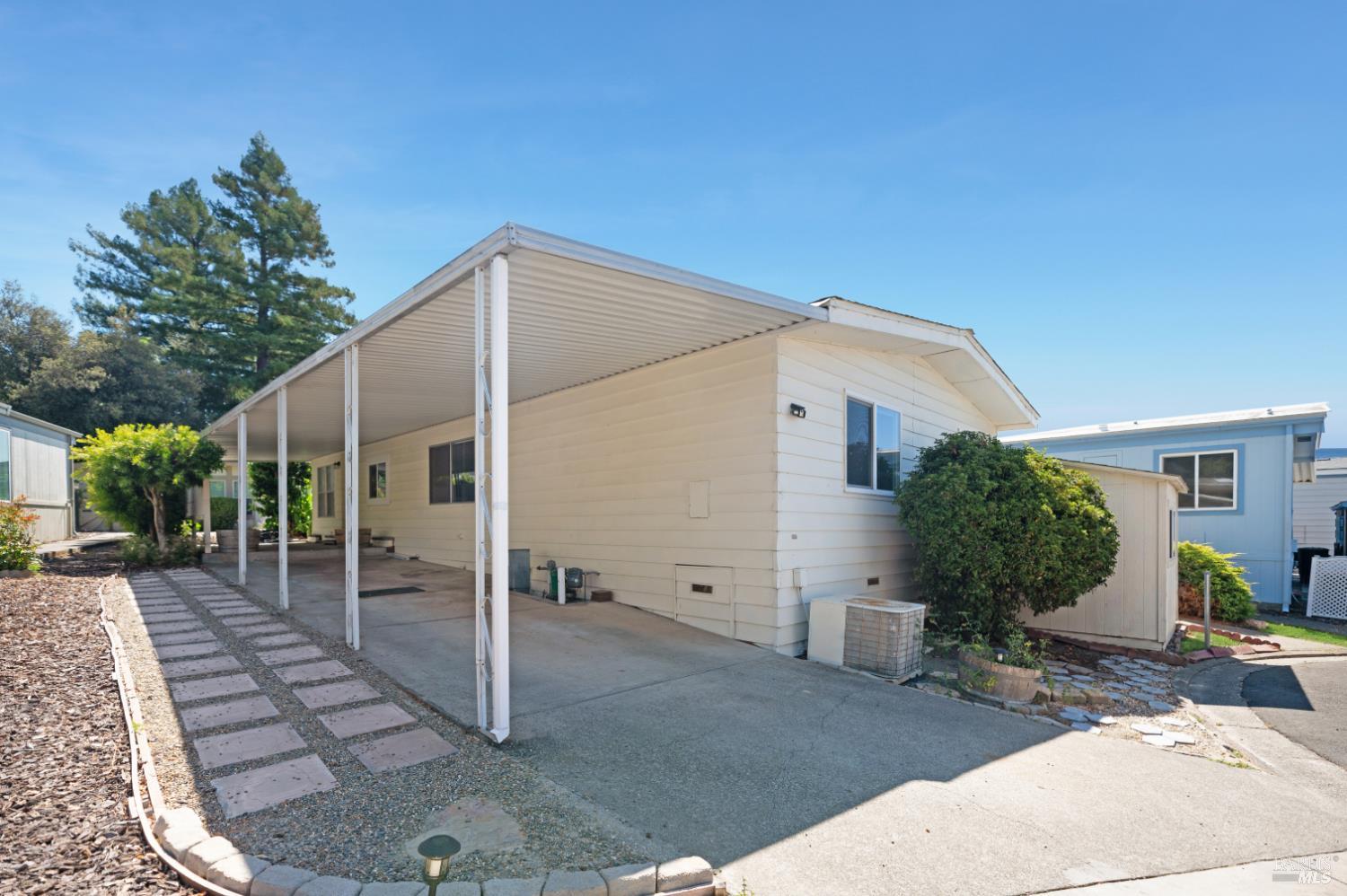 260 Circulo Tierra Rohnert Park CA 94928