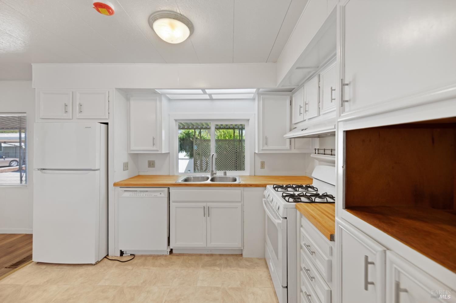 260 Circulo Tierra Rohnert Park CA 94928