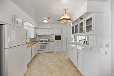 260 Circulo Tierra Rohnert Park CA 94928