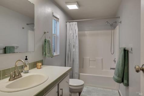 38 Vista Circle Sonoma CA 95476
