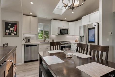 38 Vista Circle Sonoma CA 95476