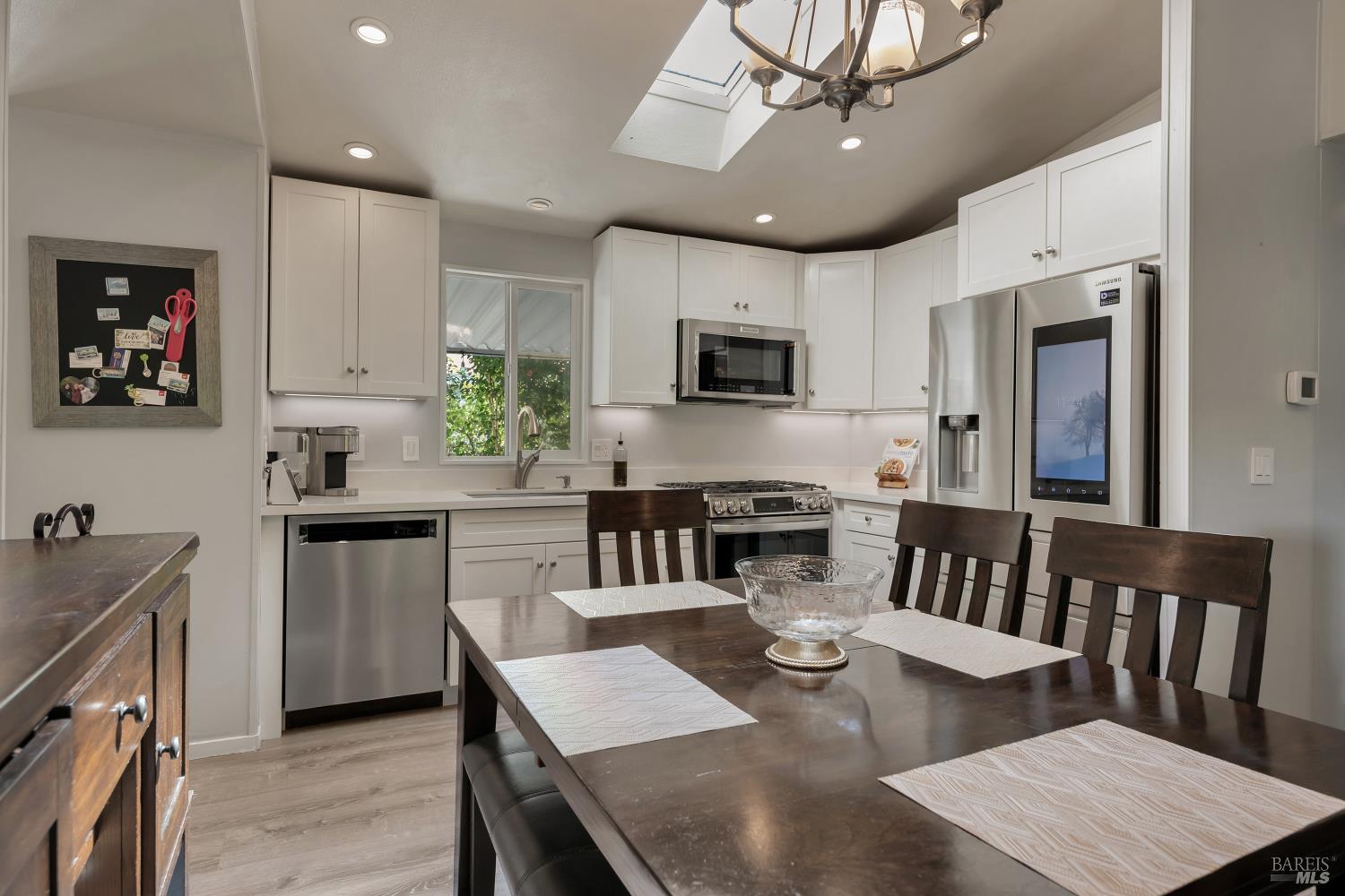 38 Vista Circle Sonoma CA 95476
