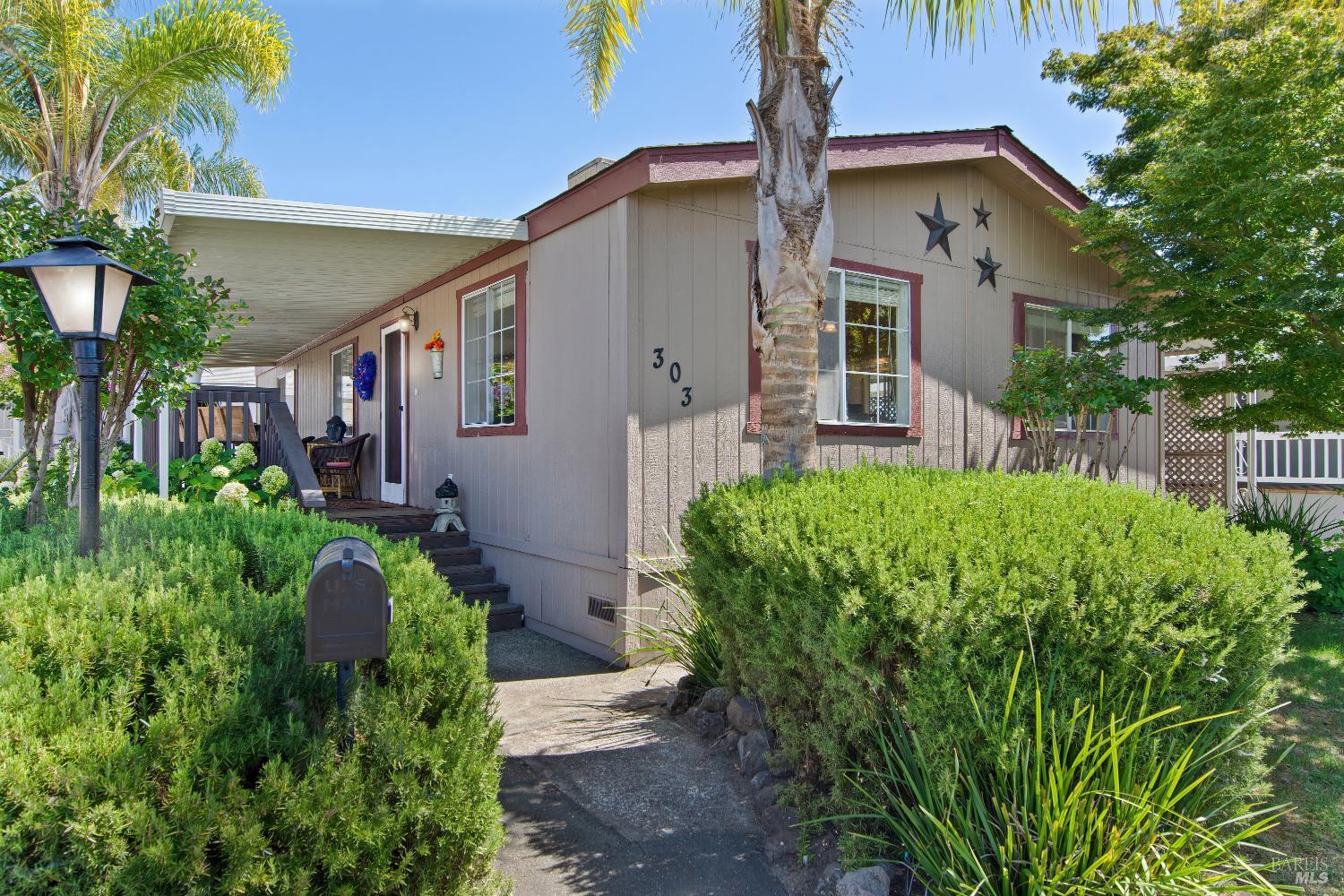 303 Robert Way Napa CA 94558